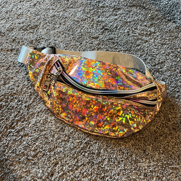 Rose gold Fanny pack - Picture 2 of 3
